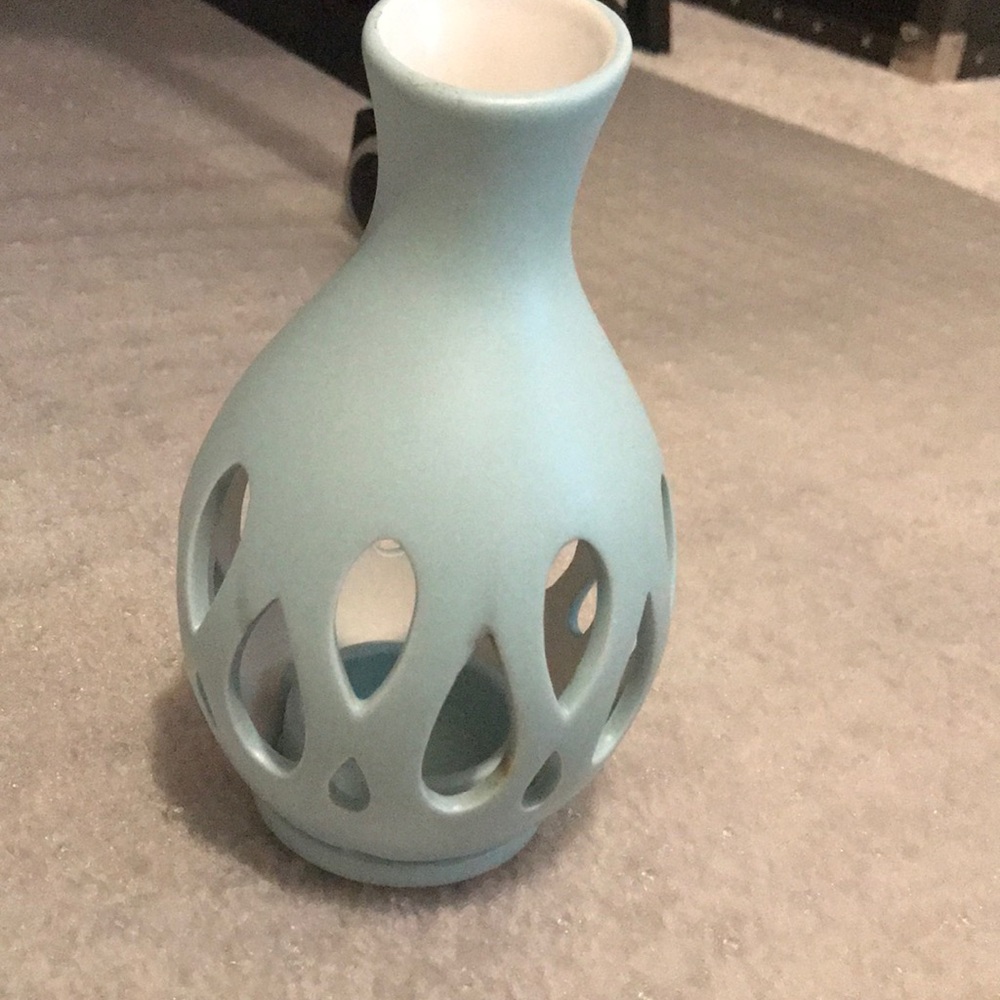 Candle holder